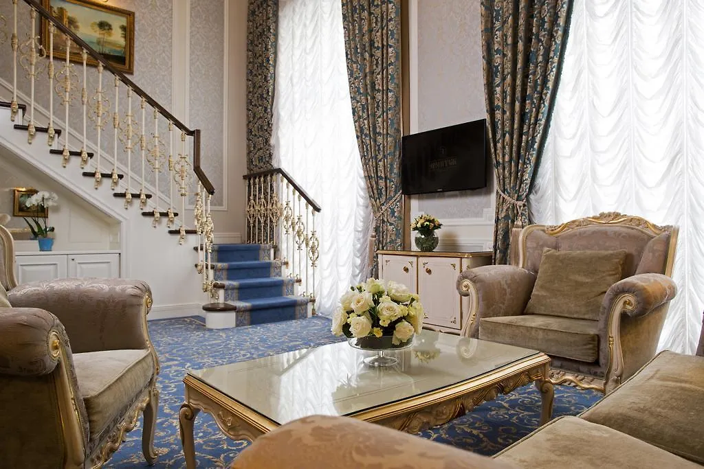 The State Hermitage Museum Official Hotel Saint Petersburg 5*,